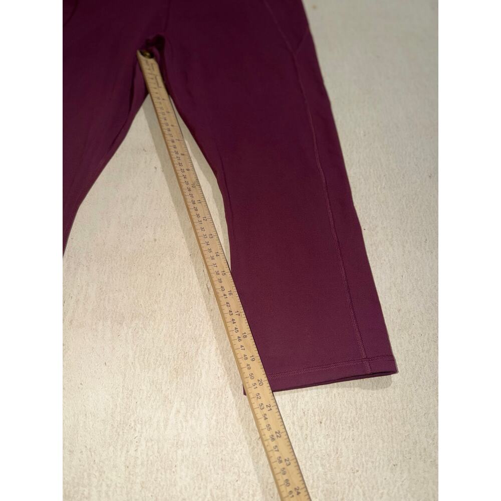 Under armour women’s maroon athletic leggings - Picture 4 of 16